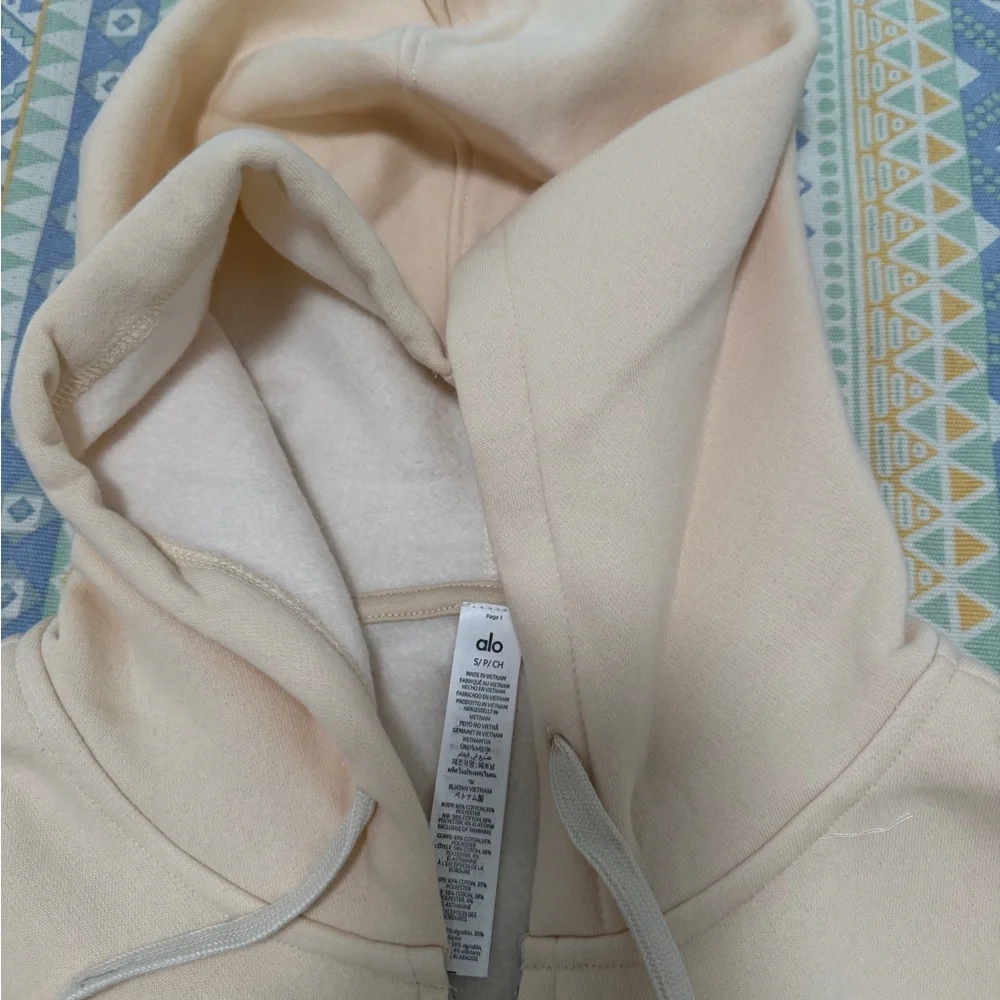 ALO Yoga Full Zip Hoodie And Sweatpant Set Oat Milk Size S